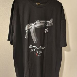 Black Graphic Tee - Short Sleeve